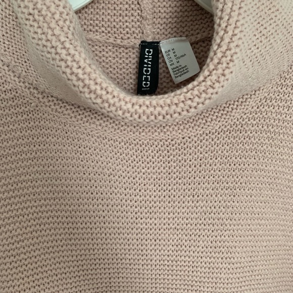 Turtle Neck Sweater - Picture 3 of 4